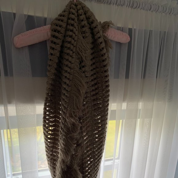 PICK 4 , GET 1 FREE. Scarf, Infinity, Wool, Warm, Cozy. - Picture 5 of 7